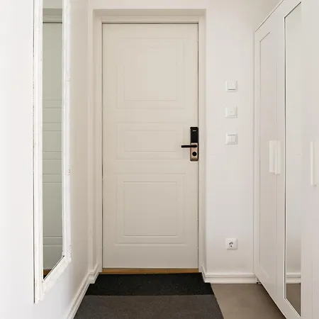 Kalamehe Modern 1 Near Center * 페르누