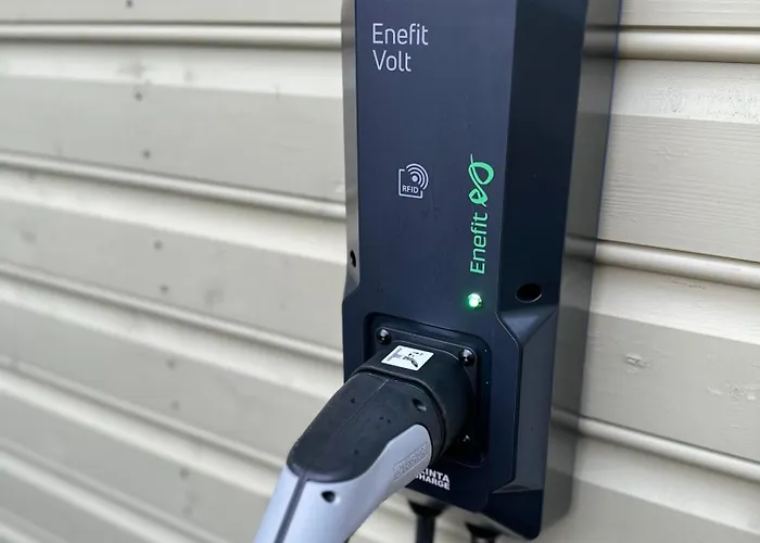 Kalamehe Modern 1 Near Center