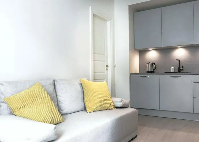 Kalamehe Modern 1 Near Center Παρνού