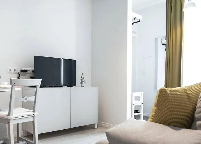 Kalamehe Modern 1 Near Center * Παρνού