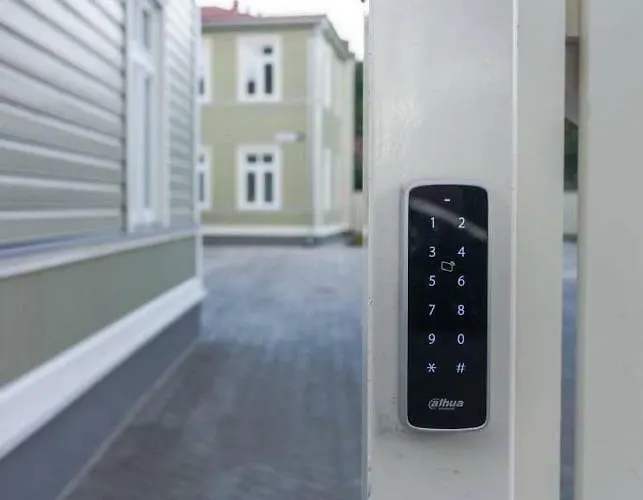 Kalamehe Modern 1 Near Center *